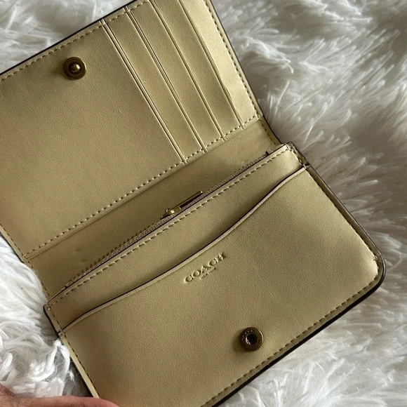Coach Essential slim Card case - Picture 8 of 15